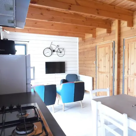 Cosy Climatise Avec Parking Et Internet Domek alpejski *